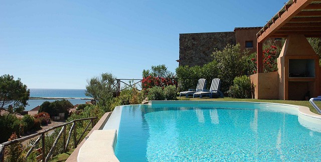 Foto servicios Mantenimiento y limpieza de piscinas